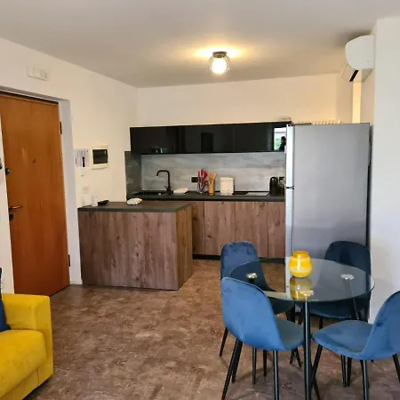Apartamento Infinite Blue Riva del Garda Exterior foto